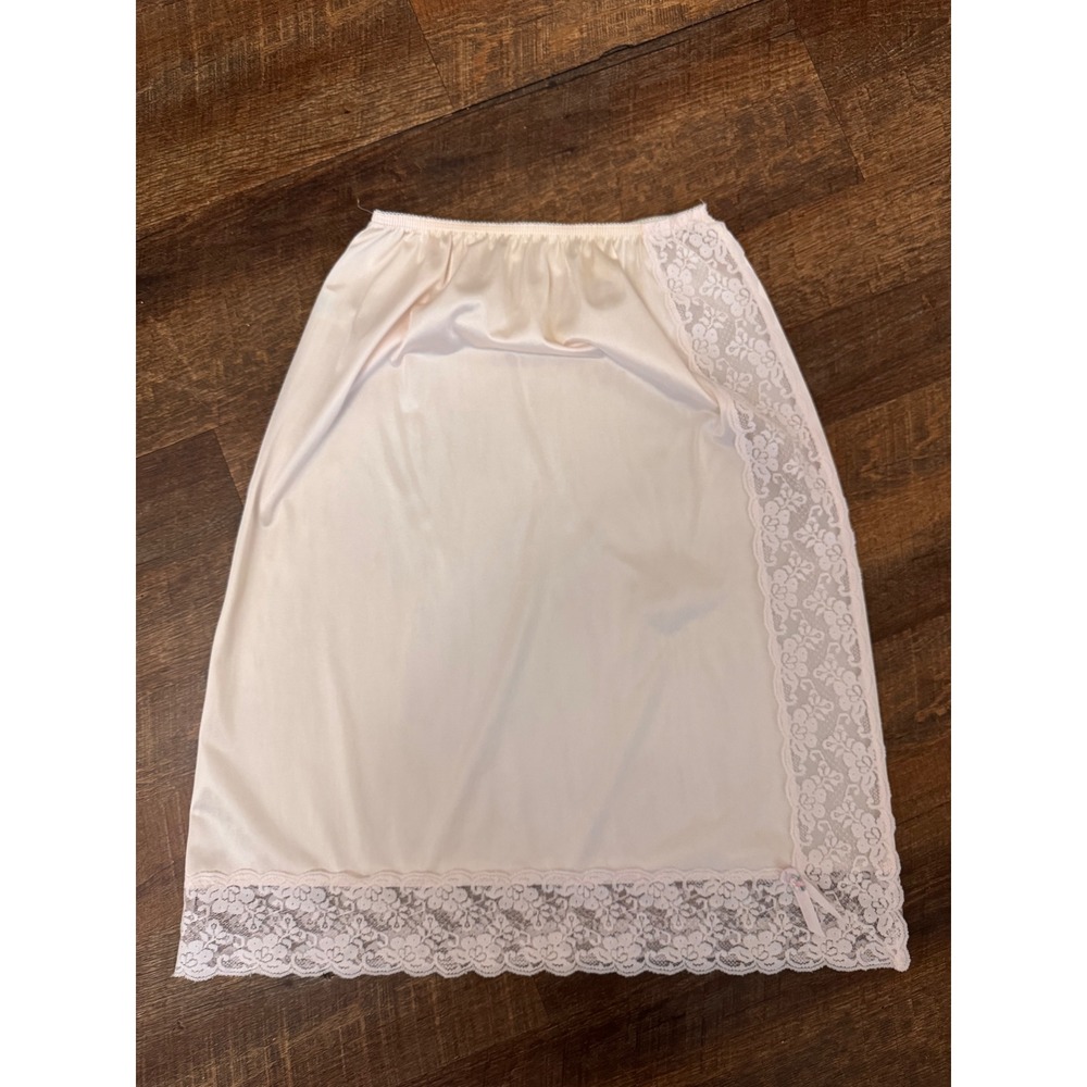 Vintage 1970s Sliperfection Pink Nylon Half Slip S Floral Lace Made USA